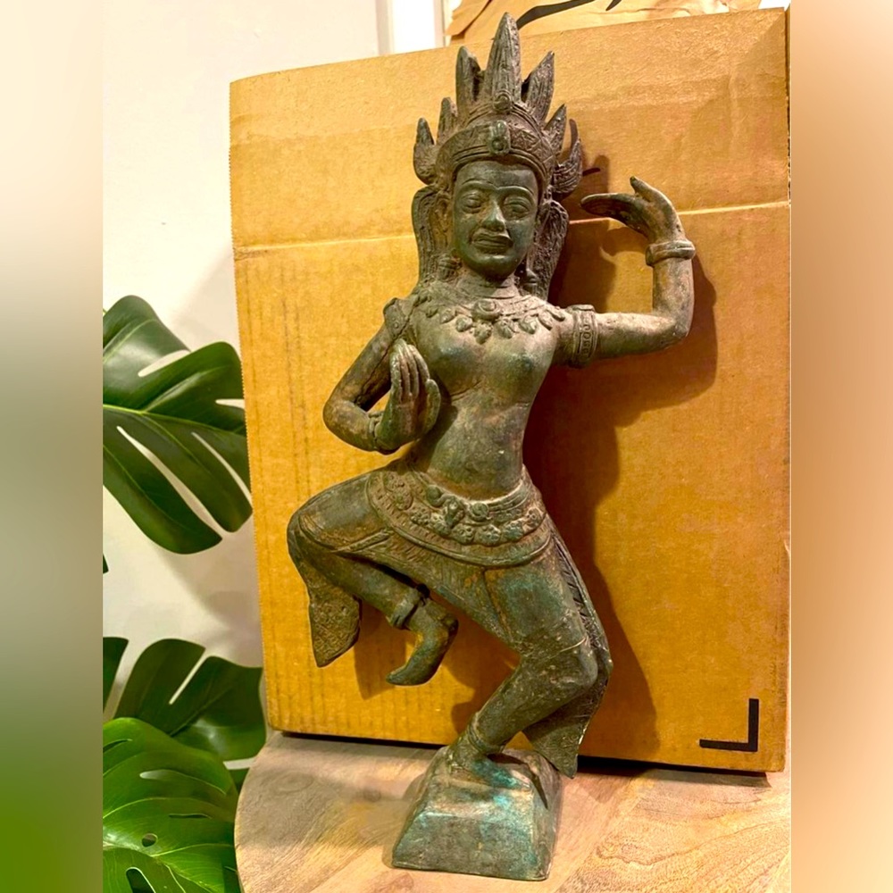 15.4" Apsara Khmer Goddess Statue Dancing Thai Buddha Female Spirit Of Cloud